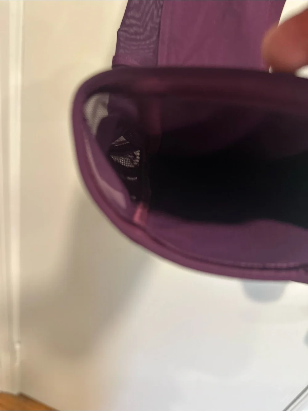 Lululemon Wild and Free purple leggings mesh sides/ pockets strappy detailing.
